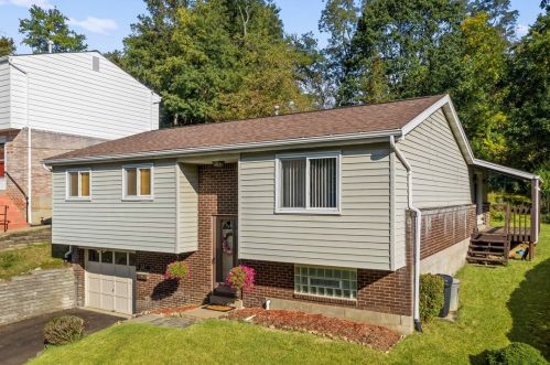 527 Pointview Rd, Pittsburgh, PA 15227-3139