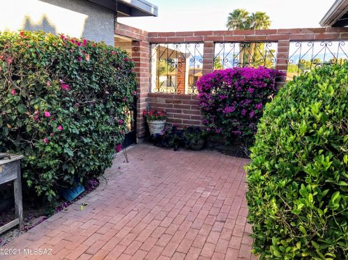 8508 Kent Pl, Tucson, AZ 85710-4244