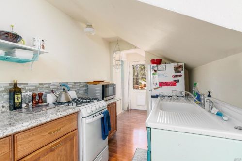 753 Oak St, Ukiah CA  95482-3901 exterior