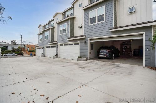 911 27 St, San Diego CA 92102-1013 exterior