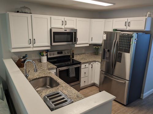 23 Bennett St, Nashua NH  03064-2052 exterior