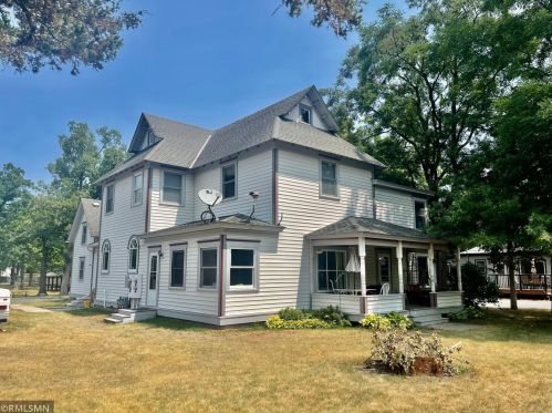 413 3rd Ave, East Farmington WI  54020-8201 exterior