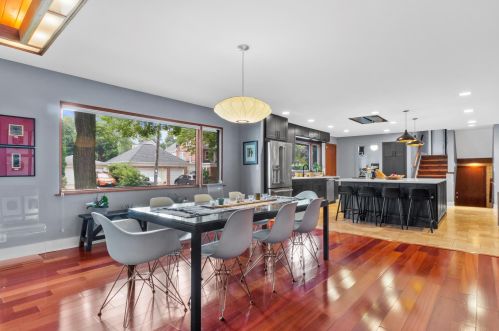 4101 Lk Dr, Milwaukee WI 53211-1720 exterior