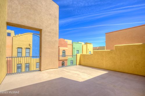 2406 Blue Diamond Dr, Tucson AZ  85718-6691 exterior