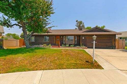 2649 Dunfield St, Orange, CA 92865-1818