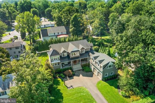 500 Court St, Gardenville PA  18901-4422 exterior