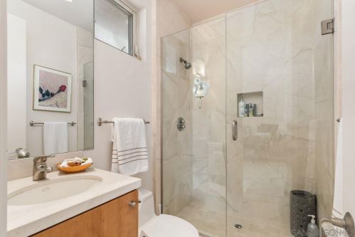 3328 Crown Pt Dr, San Diego CA 92109-6711 exterior