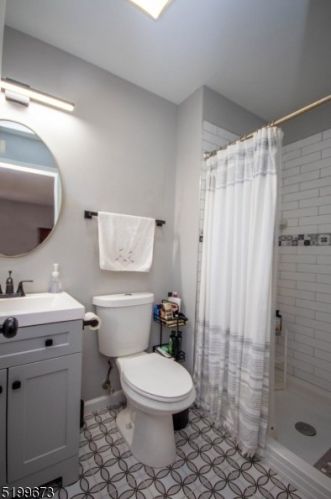 1 Mountain View Dr, Wantage NJ  07461-3032 exterior