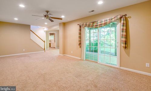 4204 Crooked Stick Ct, Fredericksburg VA  22408-9215 exterior