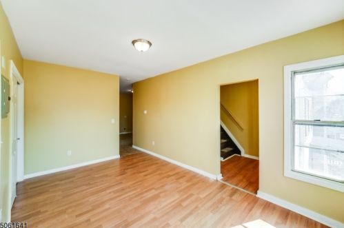 18 Straight St, Paterson NJ  07501-1024 exterior