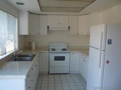 2768 Meadow Lark Dr, San Diego, CA 92123-2745