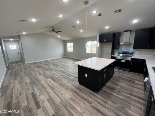 37531 Roosevelt St, Tonopah, AZ 85354-8043