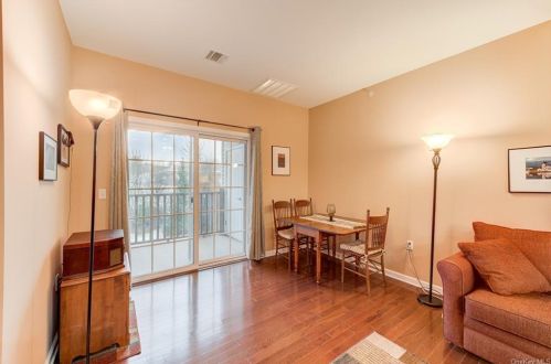 943 Tower Ridge Cir, Middletown NY  10941-2611 exterior