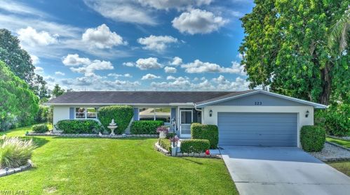 223 Idleview Ave, Lehigh Acres, FL 33936-7013