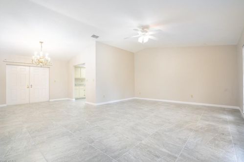 2807 6th St, Lehigh Acres, FL 33976-2523
