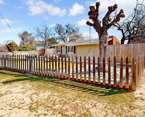 621 Old County Rd, Templeton, CA 93465-5000