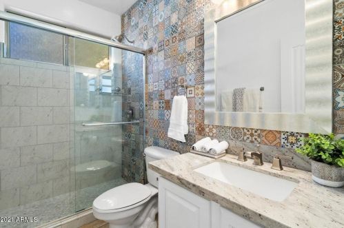 21523 72 Ave, Glendale AZ  85303-1630 exterior