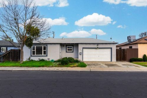 1413 Theo Ave, Modesto CA  95350-0626 exterior
