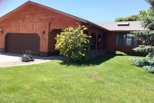 102 Wagon Trail Dr, Roscoe, NE 69153-3210