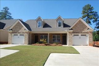 121 Hutira Ln, Greenwood, SC 29649-8560