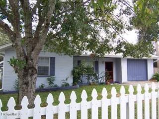 645 Law St, Melbourne, FL 32935-7661