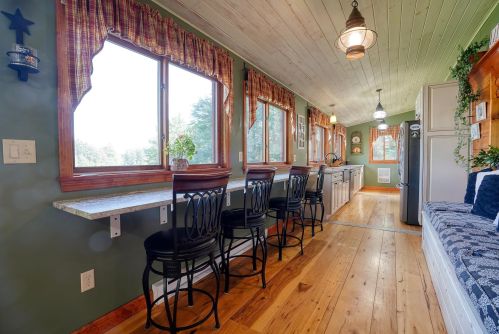 16 Sweet Miller Ln, Rindge NH 03461-5739 exterior