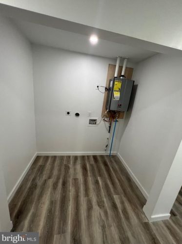 55 Middlebury Ln, Willingboro NJ  08046-2931 exterior