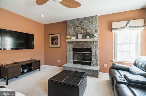 1801 Arbor Ct, Jamison PA  18929-1672 exterior