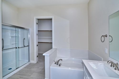 1594 Tanglewood Ct, Beaumont CA  92223-8540 exterior