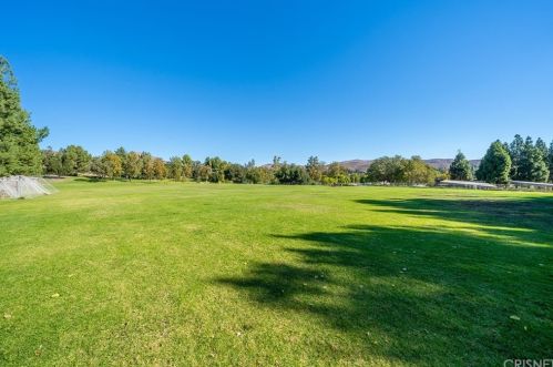 38 Meadowlark Ln, Calabasas CA  91377-1017 exterior