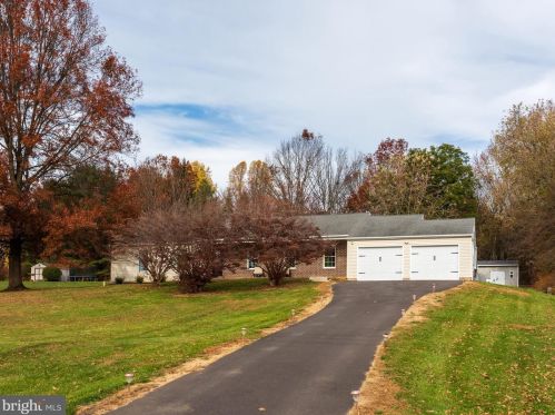 440 Font Rd, Downingtown PA  19335-1526 exterior