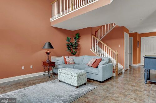 1838 Vista Dr, Navy Sup Dpt PA  17055-7040 exterior