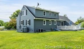 98 Raynor St, Southington, CT 06489-4720