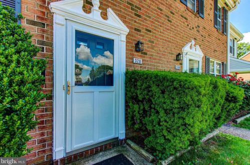 320 Christopher Ct, Lansdale, PA 19446-4311