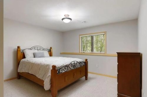 1420 138th Ave, New Johannesburg WI  54017-6821 exterior