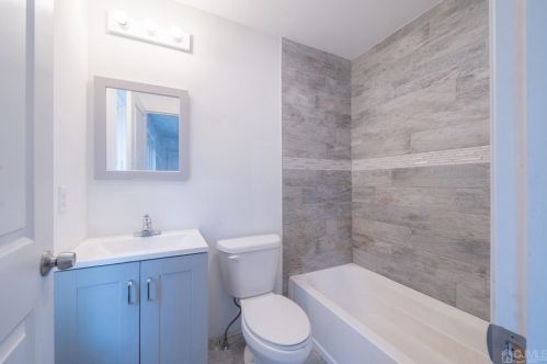 69 13 St, Newark NJ 07107-1108 exterior