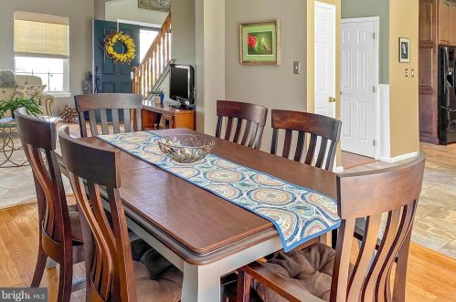 233 Beech Ln, Swedesboro NJ  08085-4033 exterior