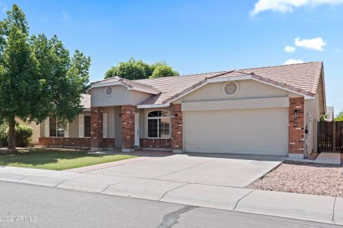 3753 Shapinsay Dr, San Tan Valley, AZ 85140-5039