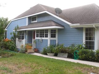 714 Ocean Dunes Cir, Jupiter FL  33477-9117 exterior