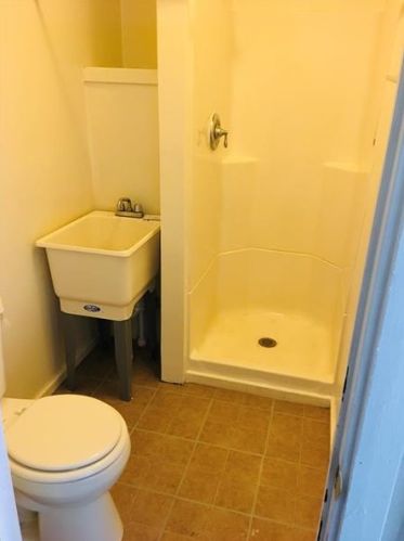 905 Ligonier St, Latrobe PA  15650-1891 exterior