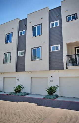 1723 Campbell St, Oakland, CA 94607-1610