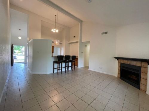 210 Denton Dr, Euless TX  76039-3441 exterior