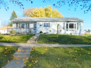2010 14th Ave, Monroe WI  53566-2944 exterior