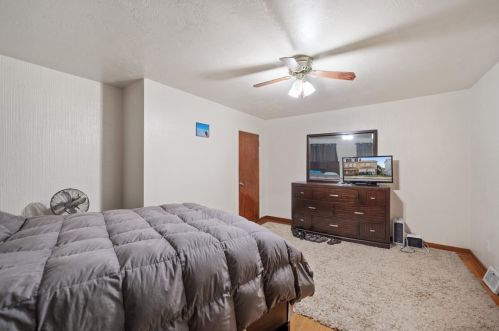 343 Boggs Ave, Pittsburgh PA  15211-2074 exterior