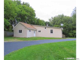 5838 Ontario Center Rd, Ontario, NY 14519-9513