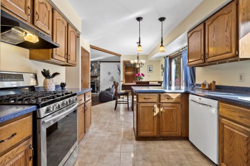 1243 40 Ave, Kenosha WI 53144-2901 exterior