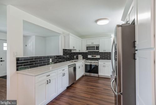 57 Evergreen Ave, Blenheim NJ  08012-3222 exterior