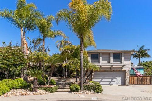 8636 Frazier Dr, San Diego, CA 92119-1409