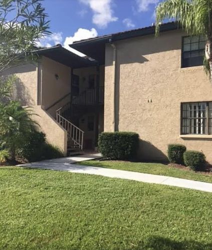 2480 Garden Ter, Fort Pierce, FL 34952-7440