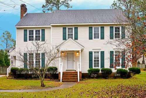 509 Winstead Rd, Greenville, NC 27834-6883